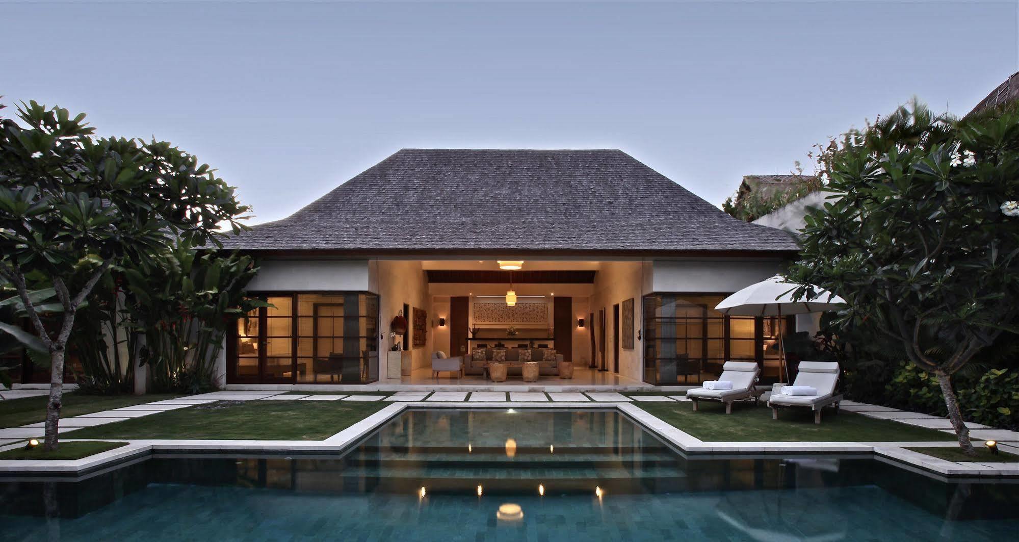 Nyaman Villas Seminyak Exterior foto